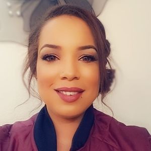 Meet your Posher, Brittney